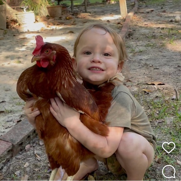 Meet your Posher - Picture 13 of 16